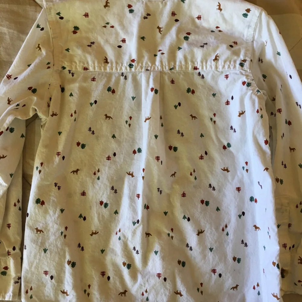 Old Navy boys Woodland foxes print size 5T button down dress shirt